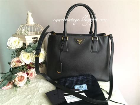 Prada BN1874 Saffiano Lux Tote Nero 